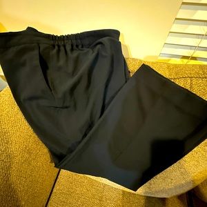Maggie Barnes navy blue dress pants, size 5 (20W)
